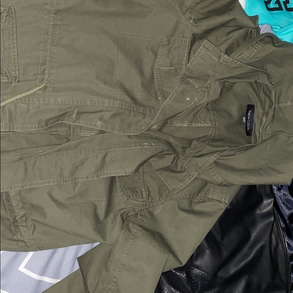 New military green jacket - Picture 2 of 2
